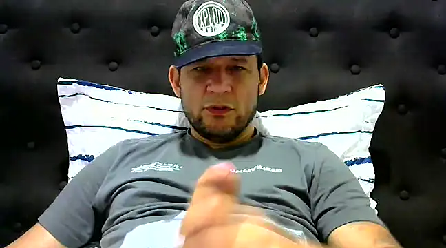 Snapshot of altenori112 chatting on January 24, 10:41 pm altenori112 online show from January 24, 10:41 pm