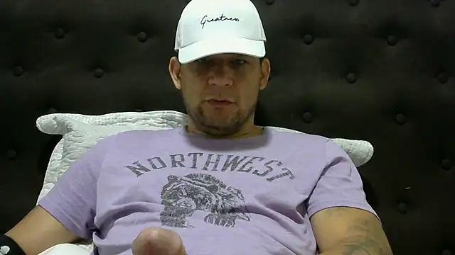 Snapshot of altenori112 chatting on February 26, 3:19 pm altenori112 online show from February 26, 3:19 pm