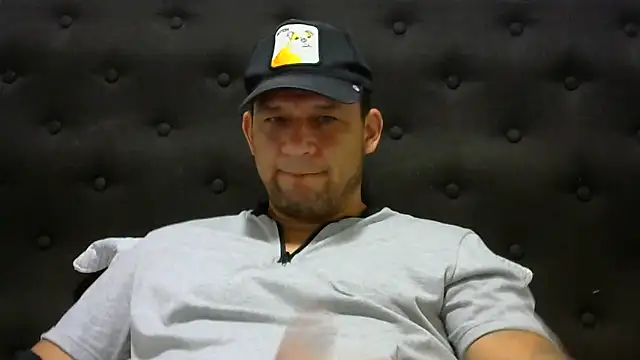 Snapshot of altenori112 chatting on February 26, 10:31 pm altenori112 online show from February 26, 10:31 pm