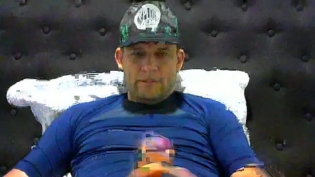 Snapshot of altenori112 chatting on March 6, 6:37 pm altenori112 online show from March 6, 6:37 pm