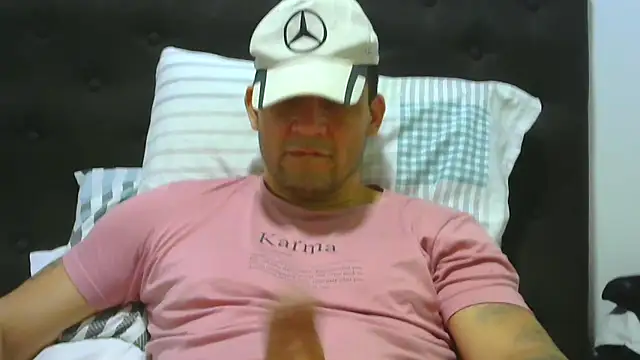 Snapshot of altenori112 chatting on September 23, 2:58 am altenori112 online show from September 23, 2:58 am