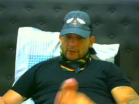 Snapshot of altenori112 chatting on October 3, 6:16 pm altenori112 online show from October 3, 6:16 pm