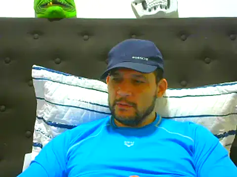 Snapshot of altenori112 chatting on October 21, 1:28 am altenori112 online show from October 21, 1:28 am