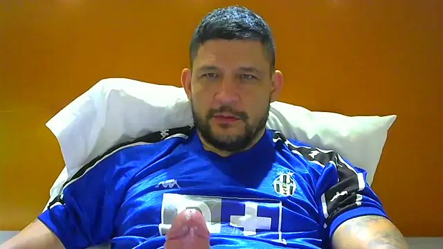 Snapshot of altenori112 chatting on October 28, 1:42 am altenori112 online show from October 28, 1:42 am