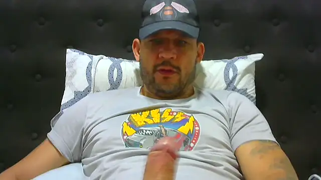 Snapshot of altenori112 chatting on November 4, 12:37 pm altenori112 online show from November 4, 12:37 pm