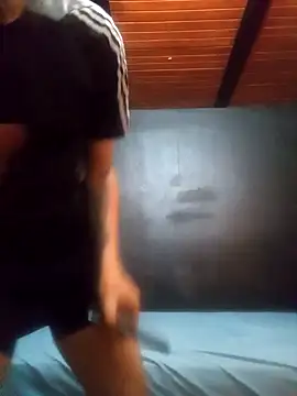 Snapshot of dannnyhot24 chatting on December 25, 5:15 pm dannnyhot24 online show from December 25, 5:15 pm