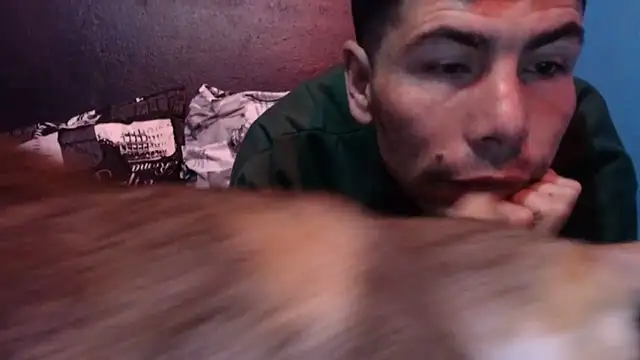 Snapshot of dannnyhot24 chatting on March 15, 12:24 pm dannnyhot24 online show from March 15, 12:24 pm