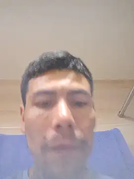 Snapshot of dannnyhot24 chatting on February 25, 3:43 pm dannnyhot24 online show from February 25, 3:43 pm