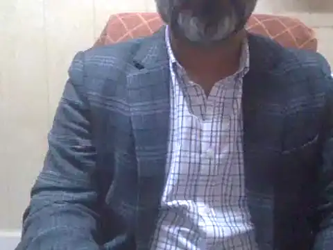 Snapshot of hairymaster95 chatting on December 19, 8:23 am hairymaster95 online show from December 19, 8:23 am
