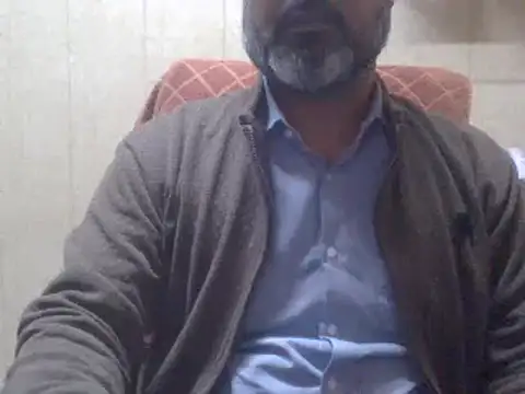 Snapshot of hairymaster95 chatting on January 1, 9:17 am hairymaster95 online show from January 1, 9:17 am