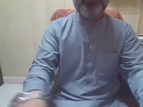 hairymaster95 online show from April 7, 4:02 am