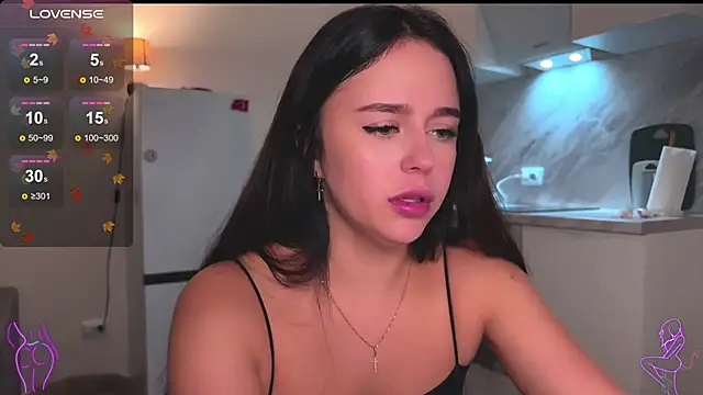 Megan Nilson online show from December 28, 11:59 pm