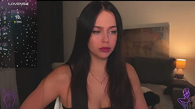 Megan Nilson online show from February 1, 3:50 pm