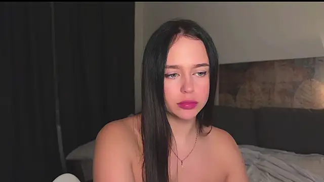 Megan Nilson online show from February 6, 5:03 am