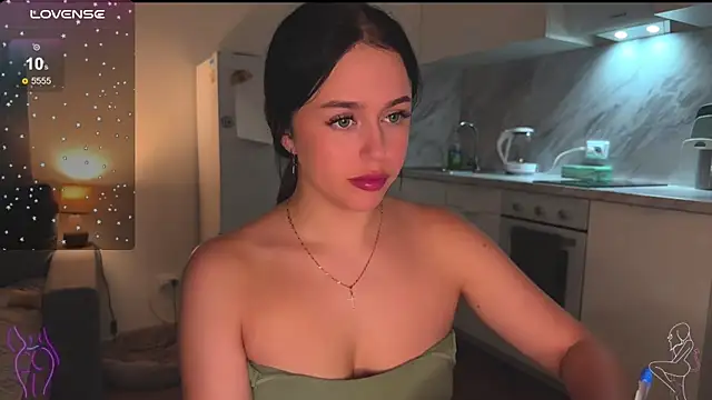 Megan Nilson online show from February 11, 6:33 pm