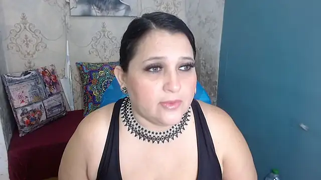 Kerly Doll online show from February 24, 2:59 pm