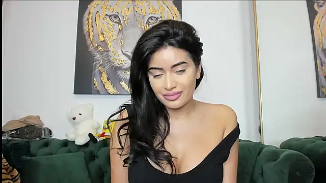 Snapshot of AnnaKarin chatting on February 24, 7:41 pm AnnaKarin online show from February 24, 7:41 pm