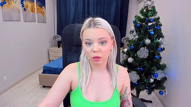 EnergyBunny 1 online show from December 28, 10:34 pm