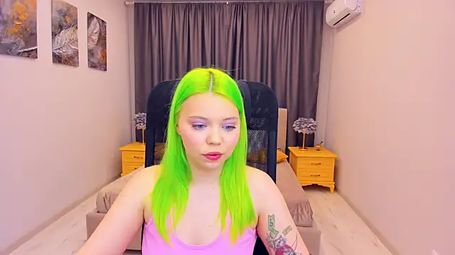 EnergyBunny 1 online show from March 15, 7:59 pm