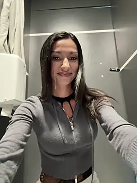 Snapshot of _MiaQueen_ chatting on September 25, 11:30 pm  MiaQueen  online show from September 25, 11:30 pm