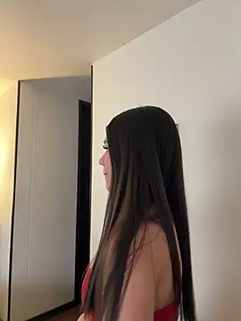 Snapshot of Alyshanon18 chatting on May 7, 7:30 pm Alyshanon18 online show from May 7, 7:30 pm