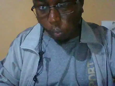 honeyswit online show from September 12, 6:30 pm