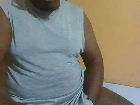 Snapshot of honeyswit chatting on July 3, 9:54 pm honeyswit online show from July 3, 9:54 pm