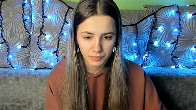 MaggieCake online show from January 7, 5:54 am