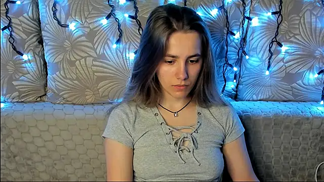 MaggieCake online show from June 11, 1:49 am