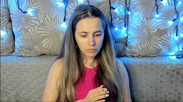 MaggieCake online show from June 23, 1:36 am