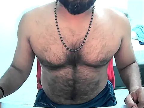 Snapshot of VINU26BLR chatting on March 4, 6:36 pm VINU26BLR online show from March 4, 6:36 pm