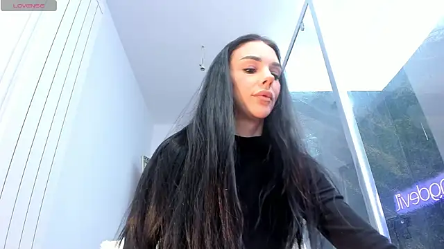 Snapshot of realhotfallingdevil chatting on September 24, 4:38 am realhotfallingdevil online show from September 24, 4:38 am