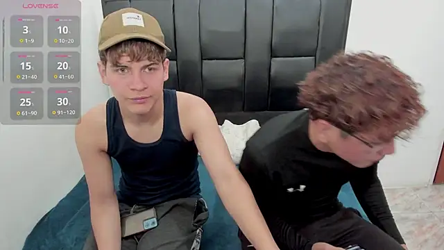 javieryalejandro online show from October 27, 2:54 pm