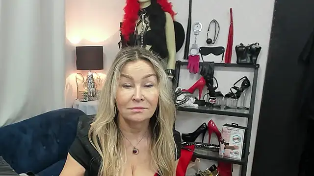 crystaLUX online show from January 8, 5:32 am