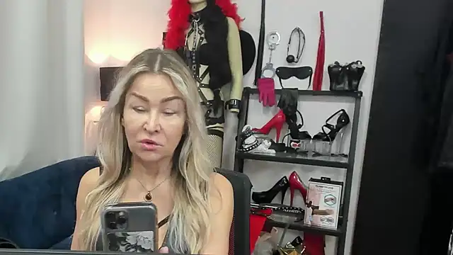 crystaLUX online show from January 15, 5:34 am