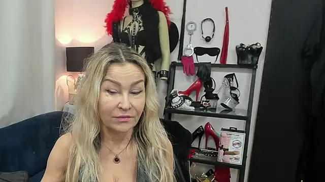 crystaLUX online show from February 12, 5:24 am