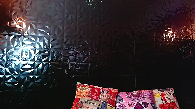 PINK  LOLA1 online show from October 3, 11:57 pm