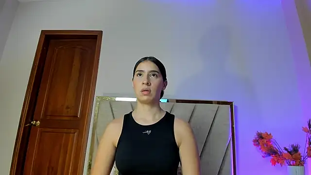 Christy Sea online show from November 6, 6:20 pm