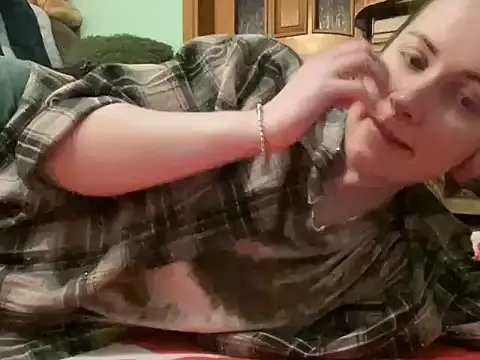 Snapshot of AngelTough20 chatting on July 8, 12:48 am AngelTough20 online show from July 8, 12:48 am