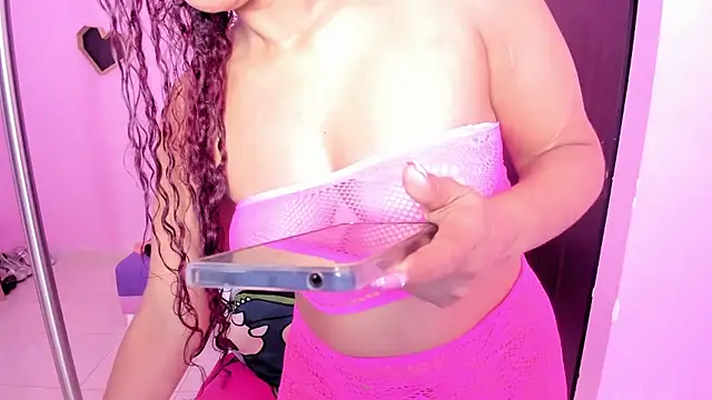 MATURE WHOR33 online show from January 13, 12:10 pm