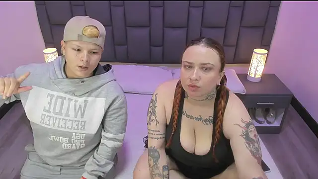 Snapshot of MiaYMolly chatting on March 6, 3:13 am MiaYMolly online show from March 6, 3:13 am