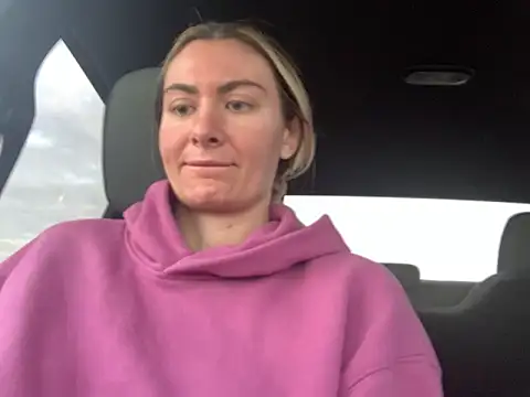 Alyssa rhoades online show from March 18, 12:52 pm