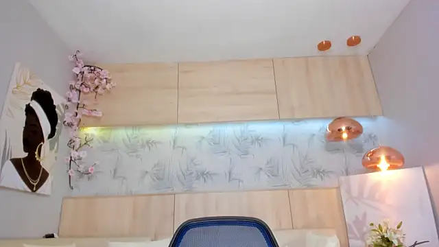 maryevans  online show from September 9, 12:15 pm