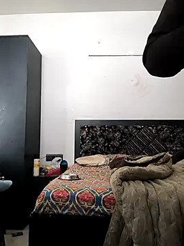 Harmanboy03 online show from January 12, 6:18 am