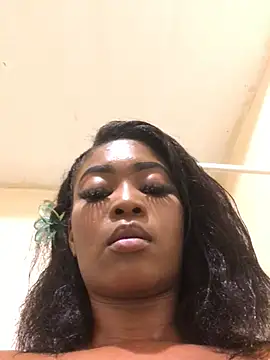 Snapshot of EvelynHeather chatting on March 22, 10:49 am EvelynHeather online show from March 22, 10:49 am