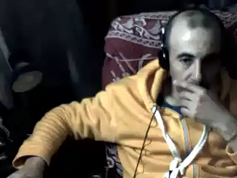 Snapshot of big_heart chatting on February 16, 9:22 pm big heart online show from February 16, 9:22 pm