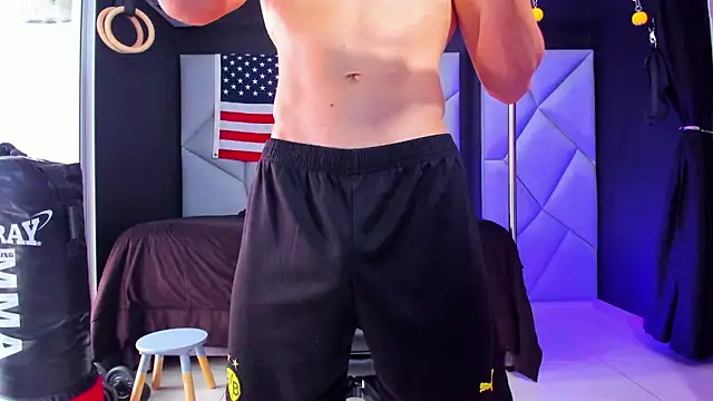 Snapshot of Aydenmiller96 chatting on February 5, 3:31 pm Aydenmiller96 online show from February 5, 3:31 pm