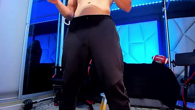 Snapshot of Aydenmiller96 chatting on October 24, 9:44 pm Aydenmiller96 online show from October 24, 9:44 pm