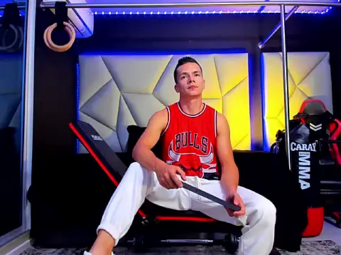 Snapshot of Aydenmiller96 chatting on November 23, 1:27 am Aydenmiller96 online show from November 23, 1:27 am