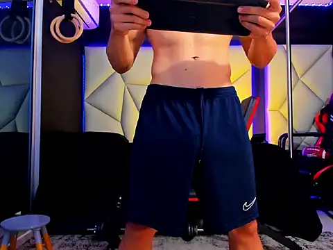 Snapshot of Aydenmiller96 chatting on November 27, 2:41 pm Aydenmiller96 online show from November 27, 2:41 pm